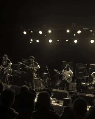Dinosaur Jr.